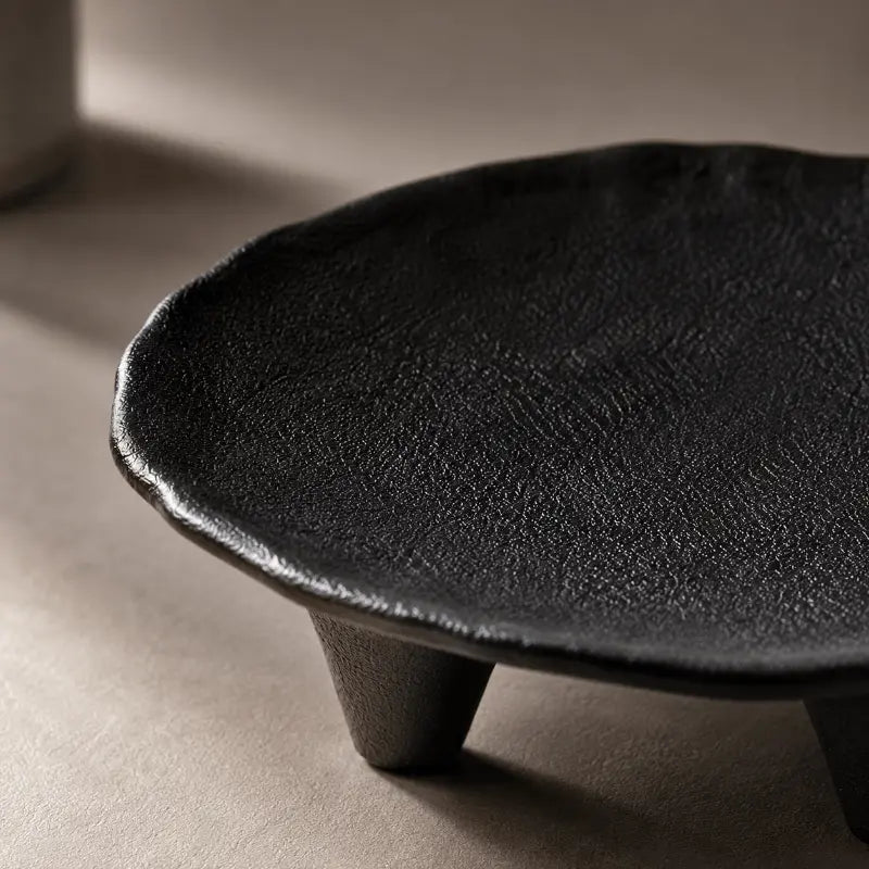Ceramic decorative tray for jewellery and desktop décor