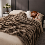 Luxury Plush Throw Blanket – Soft Textured Coffee Finish