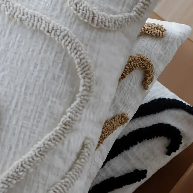 Decorative chenille cushion cover with geometric pattern for living room and bedroom décor