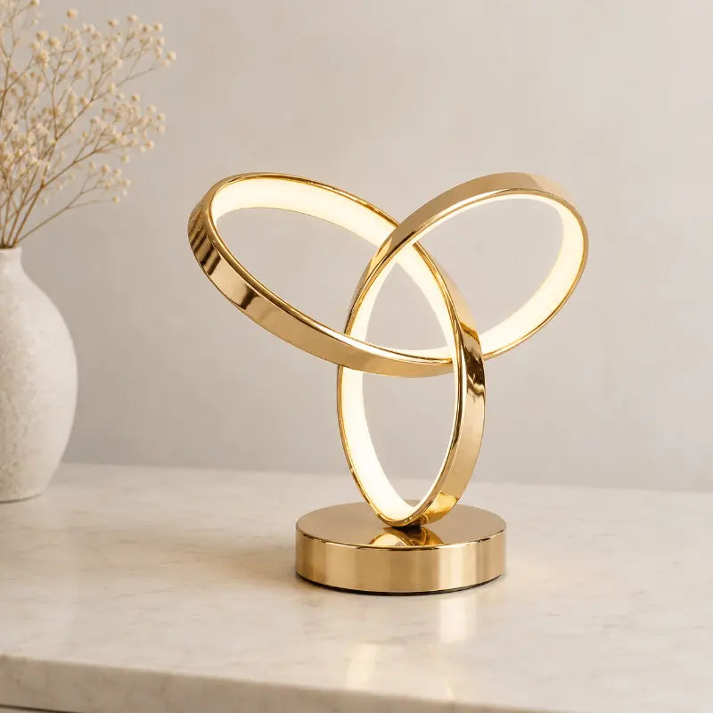 Decorative clover table lamp for bedroom and living room lighting