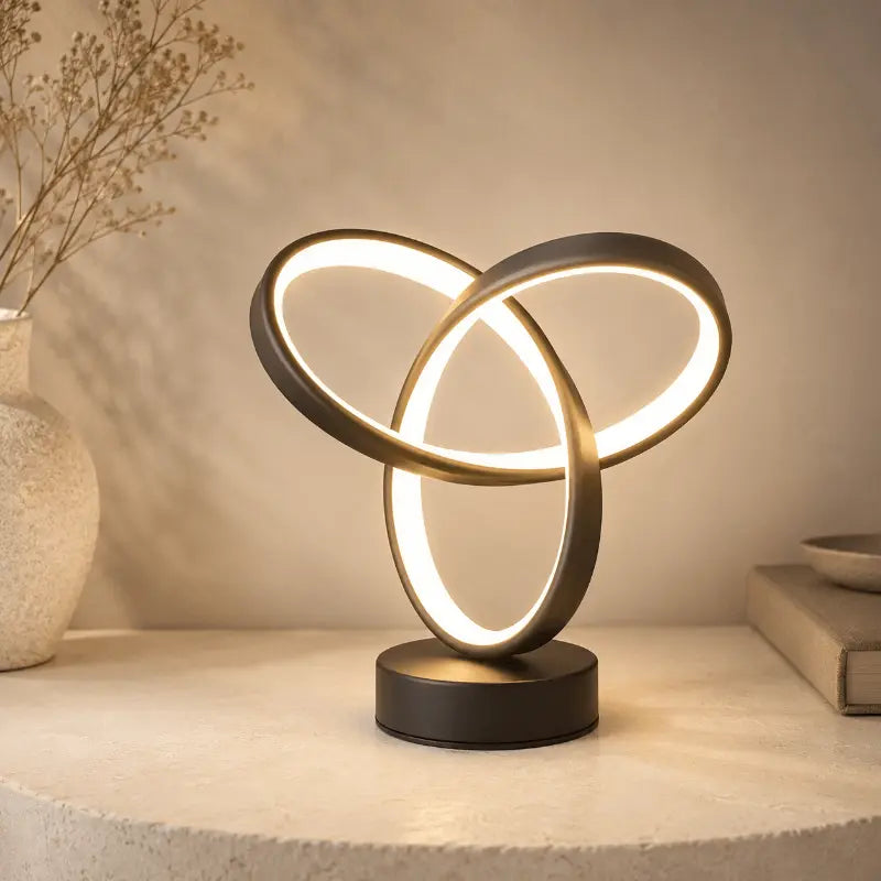 Decorative clover table lamp for bedroom and living room lighting