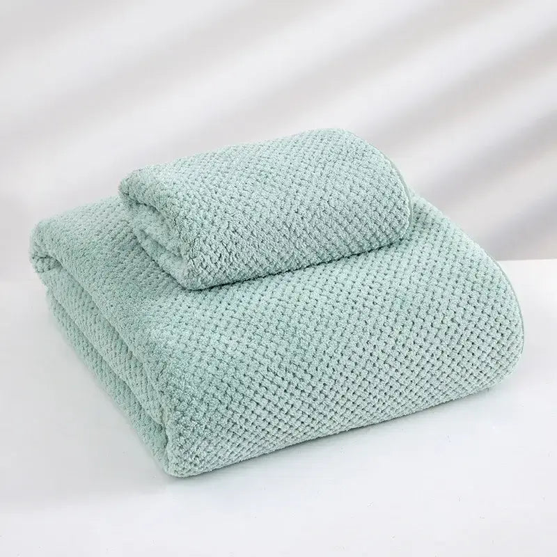 Ultra soft quick-dry microfiber bath towel for everyday comfort